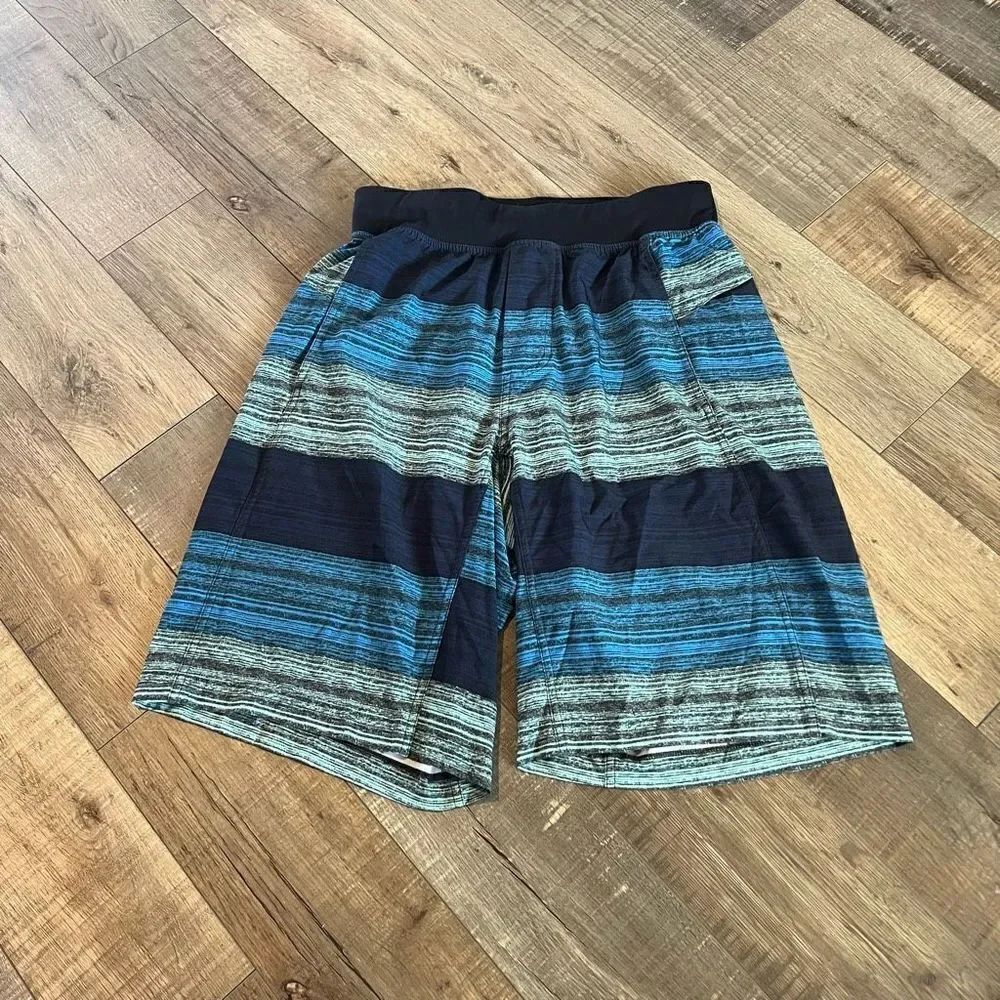 Lululemon men’s shorts size s